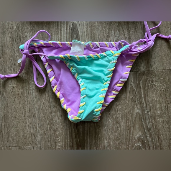 BECCA Camille side tie reversible bikini set size xs - Picture 9 of 10